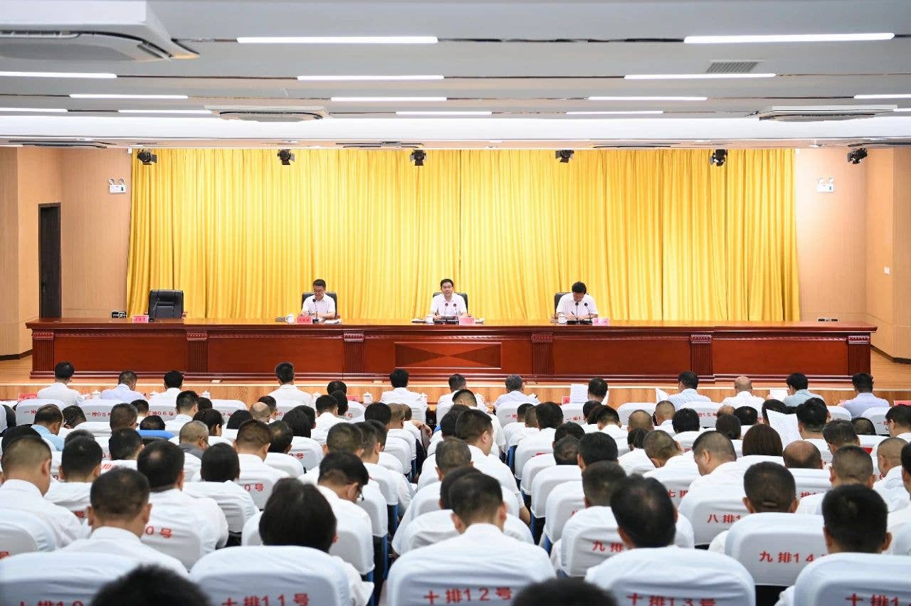 全市巩固拓展脱贫攻坚成果同乡村振兴有效衔接工作暨“两清两改两治理”推进会在石阡召开