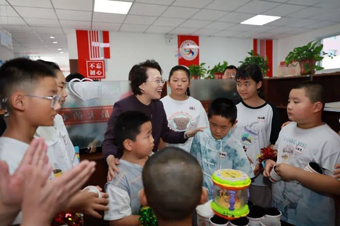 黄晓薇：持续提升妇联组织引领服务联系质效