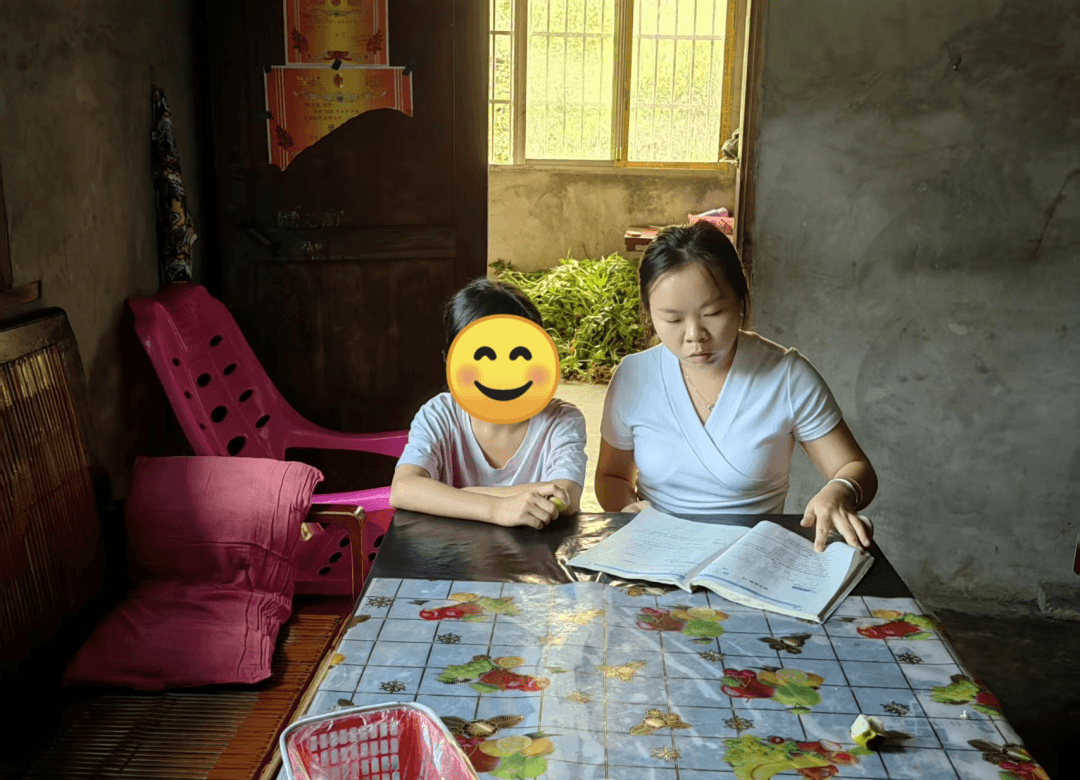 德江县荆角乡：“爱心妈妈”在行动