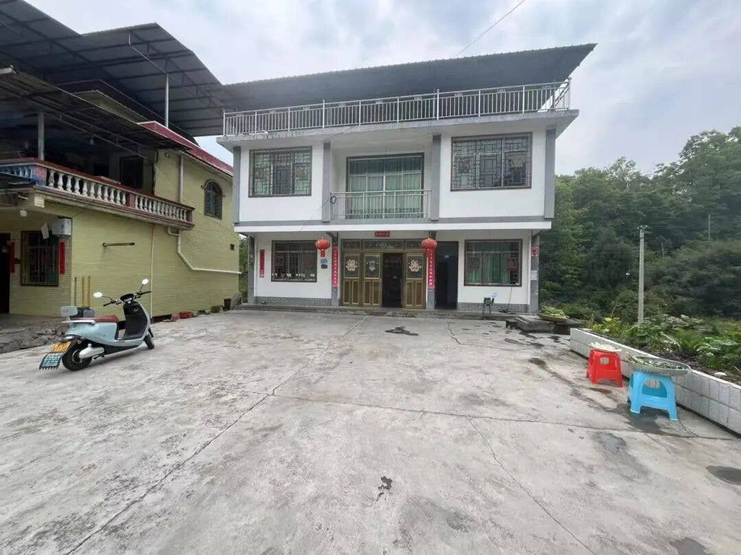 铜仁市卫生家庭建设行动 美丽家庭美丽庭院展播