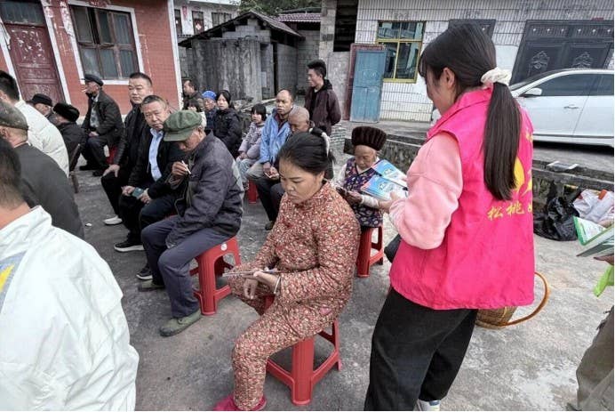 松桃妇联深耕家庭教育 巡回培训为家长“充电赋能”