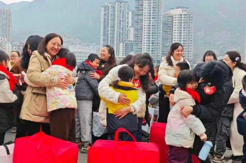 【区县动态】 思南“爱心妈妈”结对关爱活动温情启幕