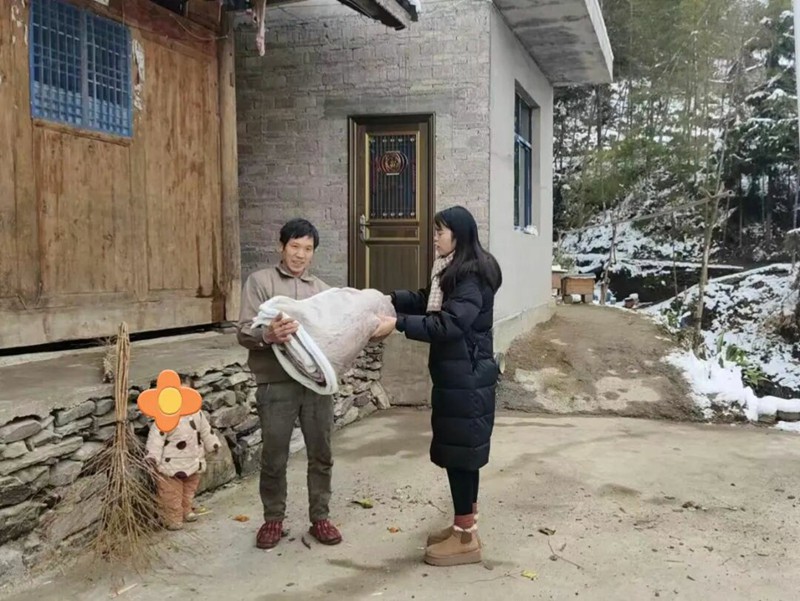 “爱心妈妈”  江口肖敏：从“肖书记”到“敏妈妈”，守护童心，温暖相伴