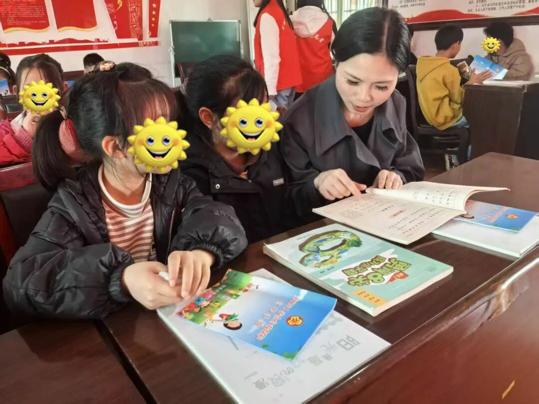 春假有爱不孤单：德江县妇联携手“傩乡妈妈”开展“春暖童心”关爱行动