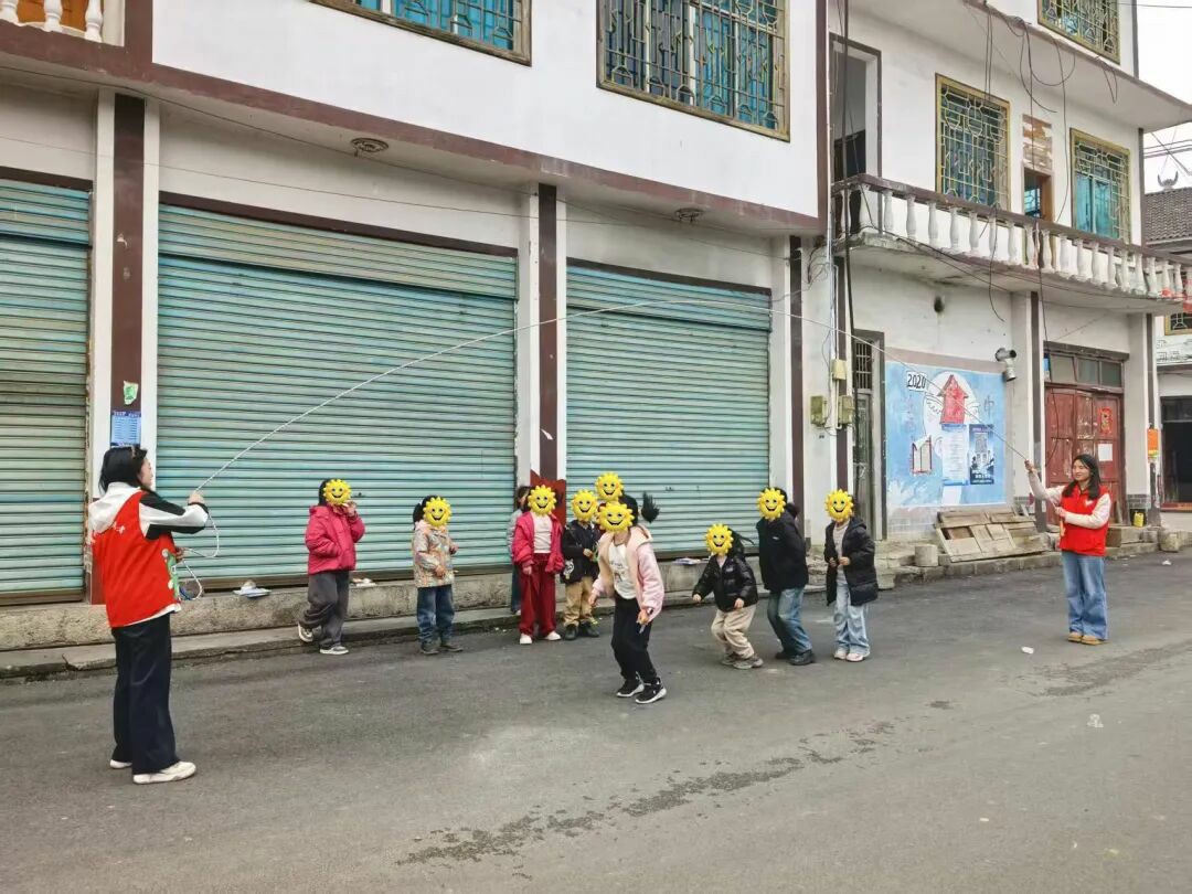 春假有爱不孤单：德江县妇联携手“傩乡妈妈”开展“春暖童心”关爱行动